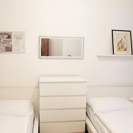 פראג Modern Apartment Ve Smeckach 28 מראה חיצוני תמונה